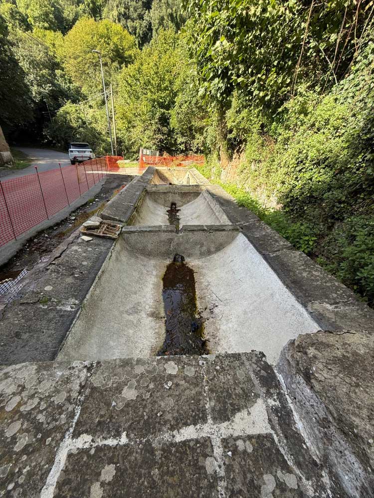 ristrutturazione dell'antico fontanile di Veiano